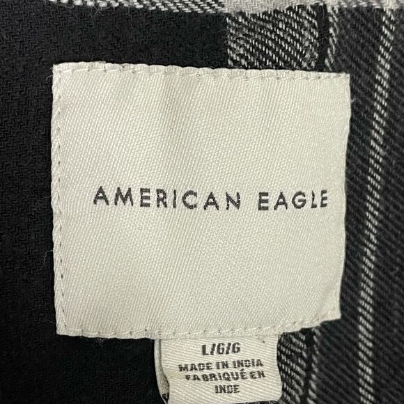 American Eagle Outfitter’s Plaid Flannel Button Down Shirt - Women’s L - Picture 9 of 9
